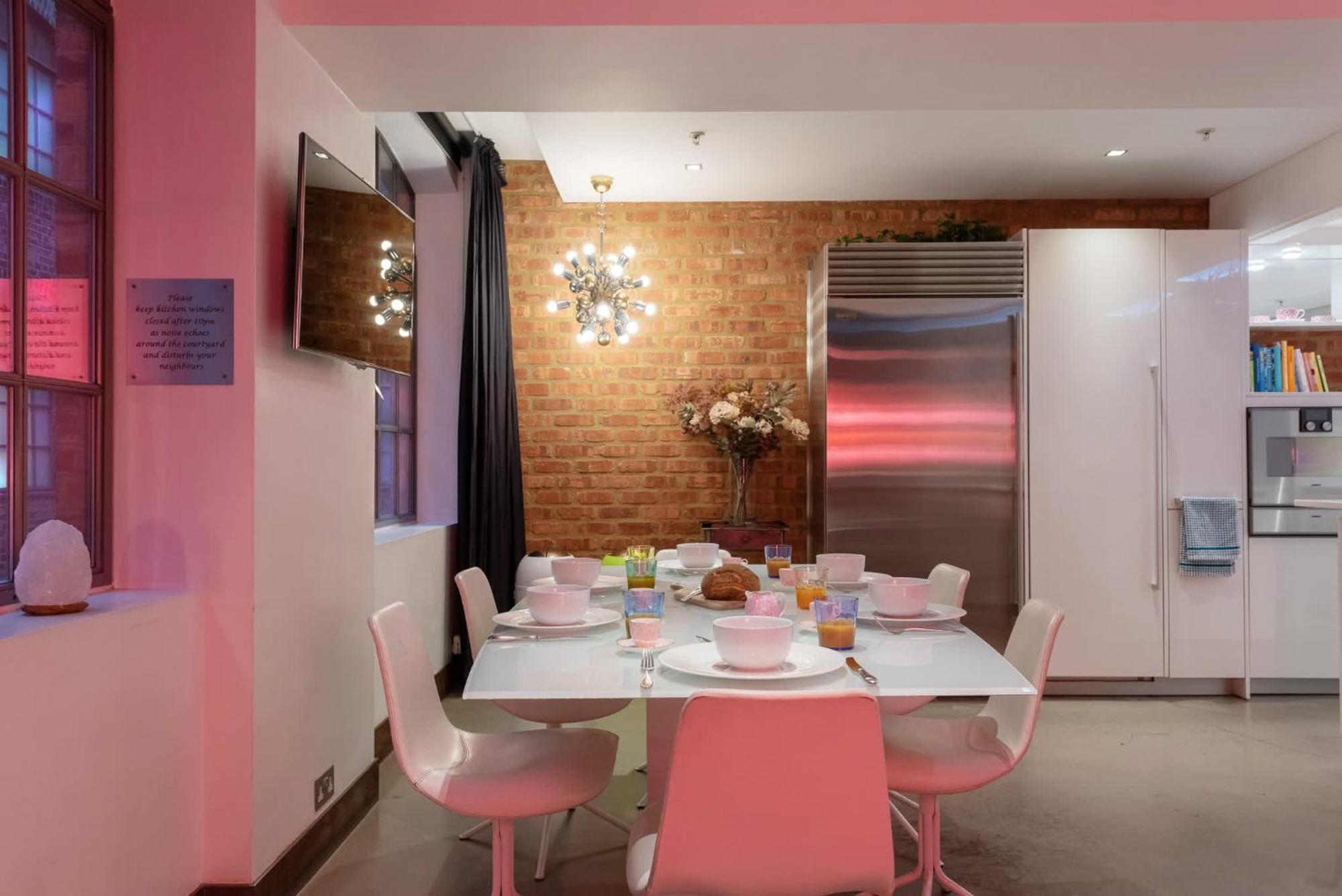 Amazingly Luxurious Loft Apartment, Soho - 3 Bedrooms, 2 Bath & Office London Exterior photo