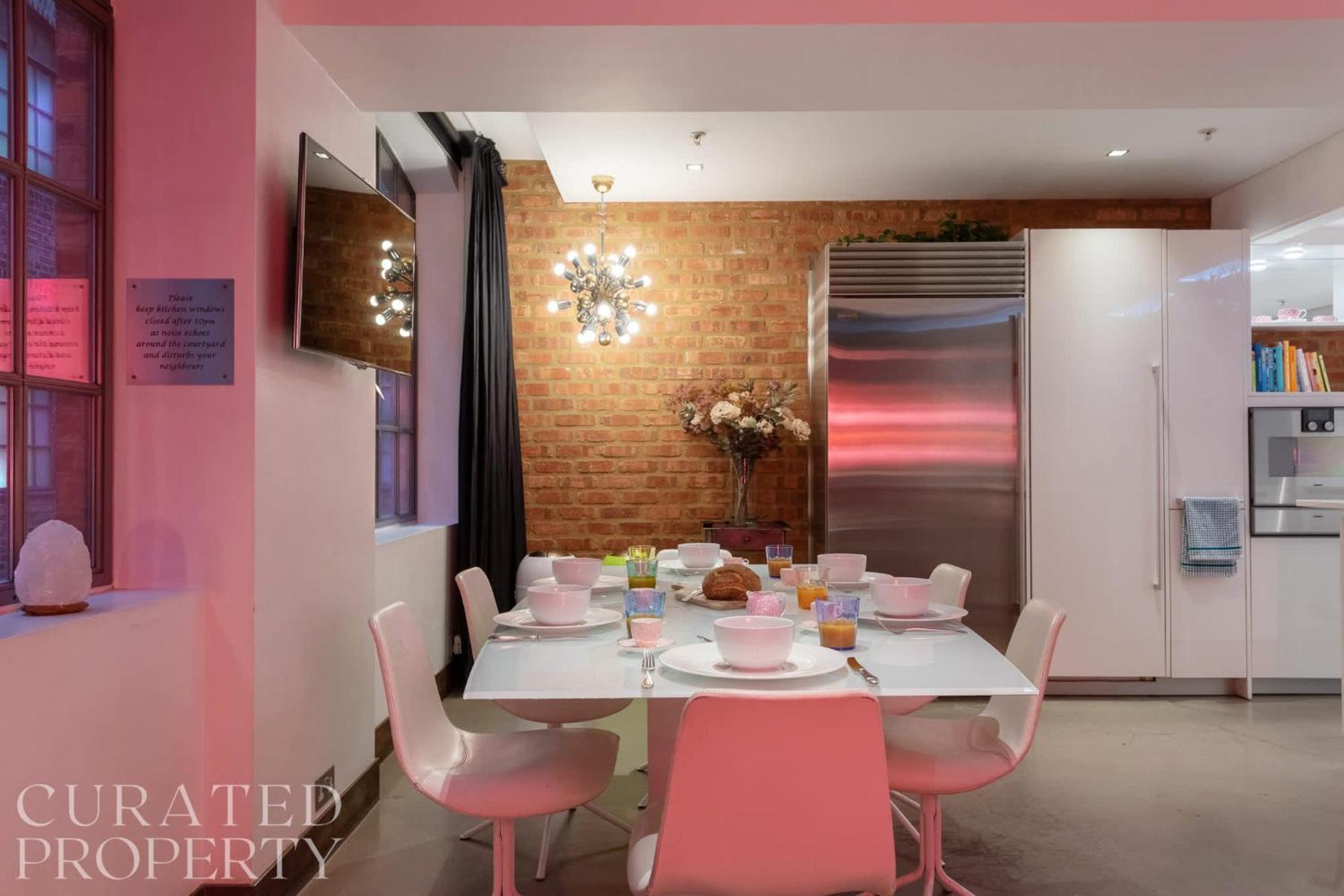 Amazingly Luxurious Loft Apartment, Soho - 3 Bedrooms, 2 Bath & Office London Exterior photo